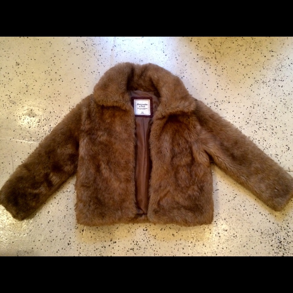Abercrombie & Fitch Faux Fur Coat XS